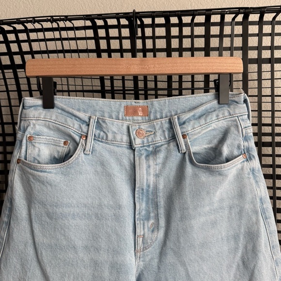 Mother The Twister Ankle Fray Jeans in Cowabunga - Picture 3 of 10